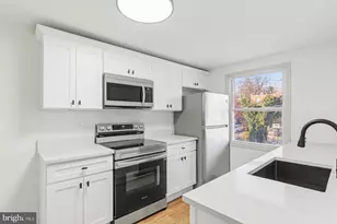 2124 Berryhill St, Harrisburg, PA 17104 - Photo 8