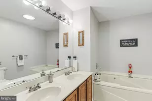 2704 Gateway Ct, Harrisburg, PA 17110 - Photo 14