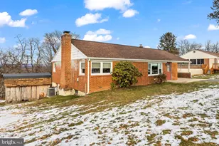 7810 Chambers Hill Rd, Harrisburg, PA 17111 - Photo 4