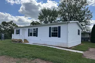 32 Rose Ave, Middletown, PA 17057 - Photo 1