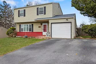 364 Hivner Rd, Harrisburg, PA 17111 - Photo 2