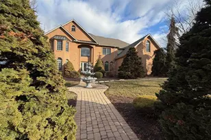 6254 Bridle Ct, Harrisburg, PA 17111 - Photo 2