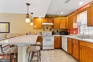 135 Hunters Ridge Dr, Harrisburg, PA 17110 - Photo 8