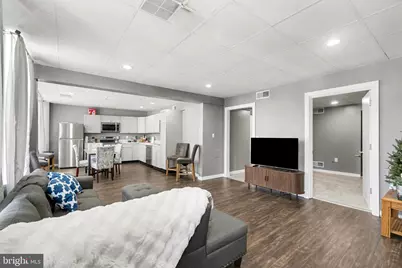 717 N 2nd Street #SECOND FLOOR, Harrisburg, PA 17102 - Photo 8