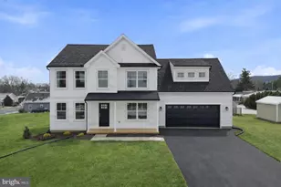 819 3rd Ave, Hershey, PA 17033 - Photo 1