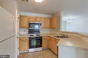 211 Sparrow Rd, Hummelstown, PA 17036 - Photo 16