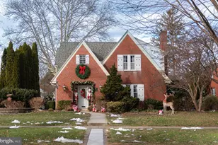 147 Elm Ave, Hershey, PA 17033 - Photo 1