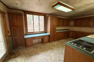 1500 Pottsville St, Lykens, PA 17048 - Photo 8