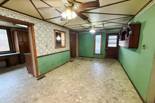 1500 Pottsville St, Lykens, PA 17048 - Photo 6