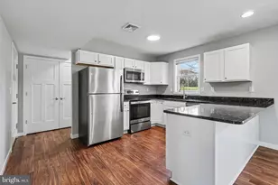 120 Hart, Hershey, PA 17033 - Photo 2