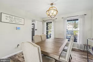 897 Sunny Hill Ln, Harrisburg, PA 17111 - Photo 8