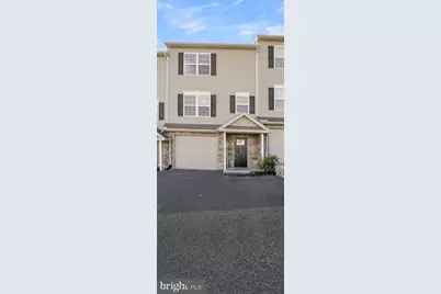 727 Gregs Drive, Harrisburg, PA 17111 - Photo 1
