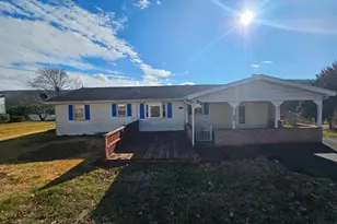 1193 W Market St, Williamstown, PA 17098 - Photo 16