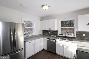 416 N Duke St, Hummelstown, PA 17036 - Photo 8