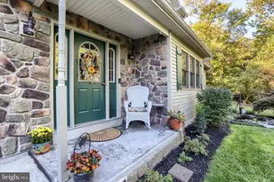 615 Singer Ln, Dauphin, PA 17018 - Photo 2