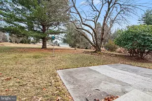 730 Shady Dr, Harrisburg, PA 17111 - Photo 10