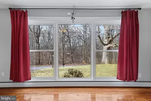 730 Shady Dr, Harrisburg, PA 17111 - Photo 2