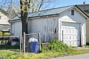 442 S 2nd St, Lykens, PA 17048 - Photo 2