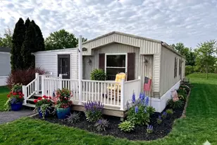 282 Michael St, Elizabethtown, PA 17022 - Photo 2