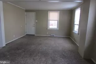 4614 Clarendon St, Harrisburg, PA 17109 - Photo 4