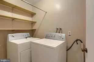 2629 Gateway Dr, Harrisburg, PA 17110 - Photo 18