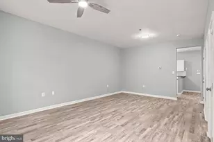 1717 N 3rd St, Harrisburg, PA 17102 - Photo 4