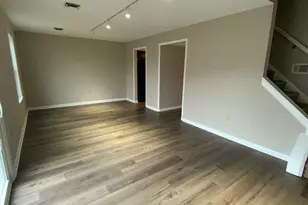 6286 Spring Knoll Dr, Harrisburg, PA 17111 - Photo 8