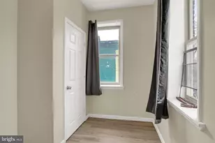 518 Emerald St, Harrisburg, PA 17110 - Photo 14