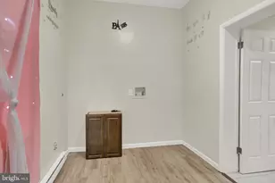 518 Emerald St, Harrisburg, PA 17110 - Photo 18