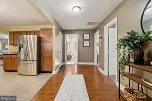 823 Roberts Valley Rd, Harrisburg, PA 17110 - Photo 6