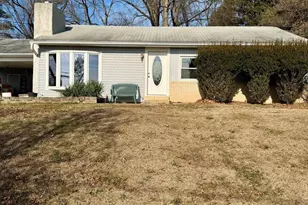 5924 Devonshire Heights Rd, Harrisburg, PA 17112 - Photo 1