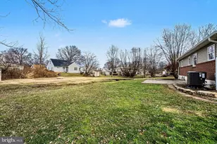 6216 Locust St, Harrisburg, PA 17112 - Photo 22