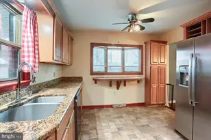 6111 Walls St, Harrisburg, PA 17112 - Photo 8