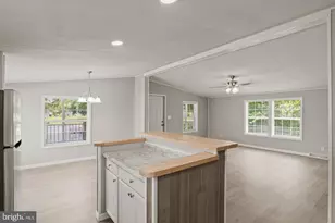 300 Dean St, Elizabethtown, PA 17022 - Photo 8