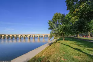 591 S Front St, Harrisburg, PA 17104 - Photo 42