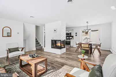 857 Twin Oaks Drive, Hummelstown, PA 17036 - Photo 2