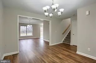 33 Carousel Cir, Hershey, PA 17033 - Photo 4