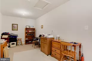 2231 Caroline Ln, Harrisburg, PA 17110 - Photo 20