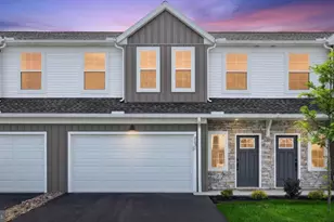 7851 Oakbrook Dr, Harrisburg, PA 17112 - Photo 2