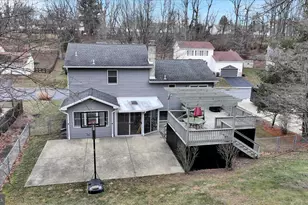 515 Randall Cir, Hummelstown, PA 17036 - Photo 6