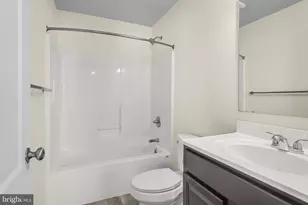 774 Gregs Dr, Harrisburg, PA 17111 - Photo 18