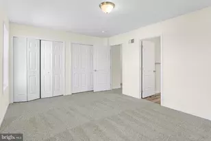 774 Gregs Dr, Harrisburg, PA 17111 - Photo 16