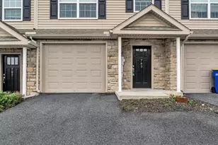 783 Gregs Dr, Harrisburg, PA 17111 - Photo 1