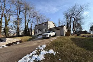 5717 Kenwood Ave, Harrisburg, PA 17112 - Photo 2