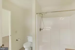 423 Park View Dr, Harrisburg, PA 17110 - Photo 20