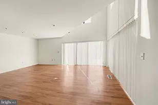 112 Blue Ridge Cir, Harrisburg, PA 17110 - Photo 4