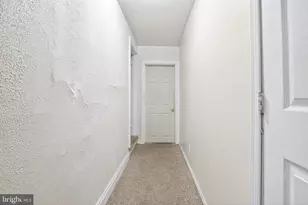 29 N 12th St, Harrisburg, PA 17103 - Photo 10