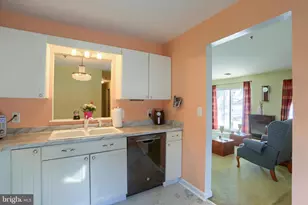 5809 Hidden Lake Dr, Harrisburg, PA 17111 - Photo 8