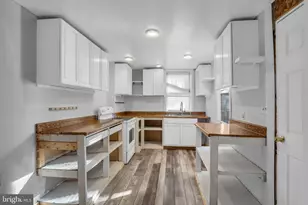 1251 Bailey St, Harrisburg, PA 17103 - Photo 1