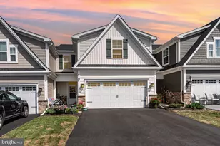 2268 Caroline Ln, Harrisburg, PA 17110 - Photo 1